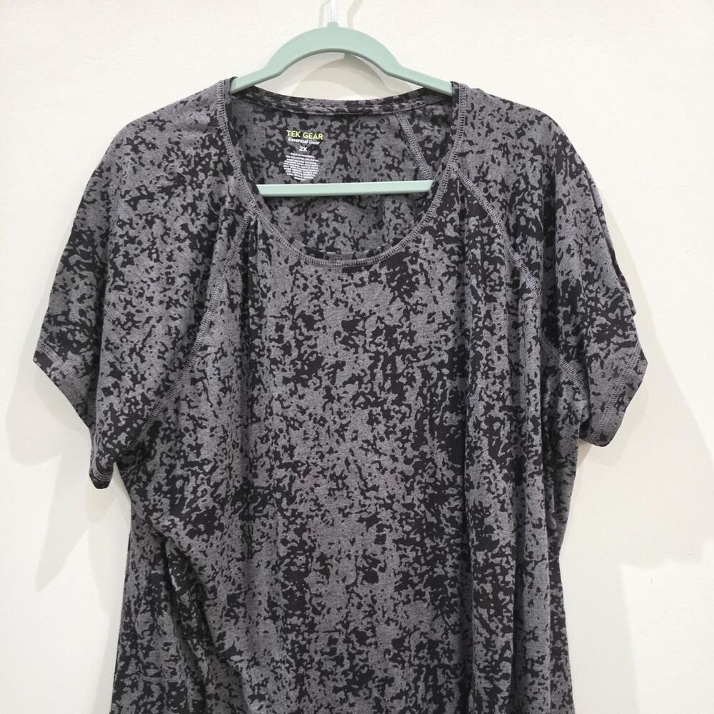 Tek-gear Women's Black and Grey T-shirt